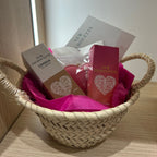 cesto de natal 2025 MLOVE com OMNIA e REVOLUTION