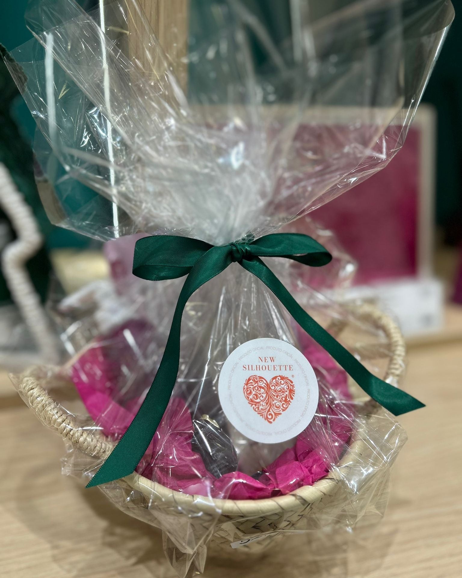 cesta natal MLOVE omnia e revolution